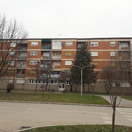 Apartman Ana Zupanja Exterior foto