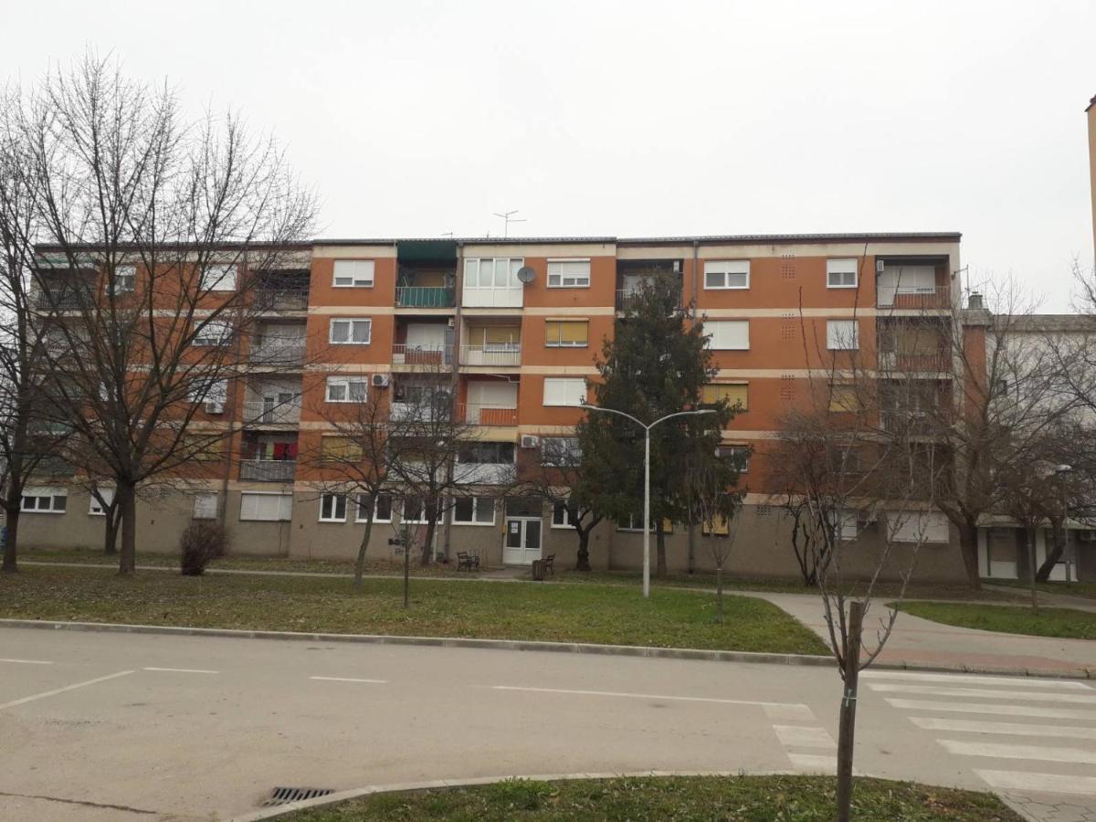 Apartman Ana Zupanja Exterior foto